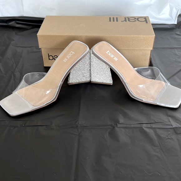 Bar III dress sandals. Perfect condition. - Picture 3 of 3